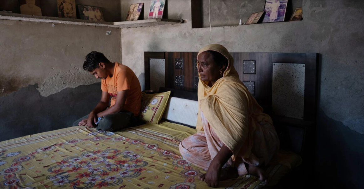 Khủng hoảng chồng khủng hoảng: Nhiều nông dân Ấn Độ tự tử trong đại dịch COVID-19 - Ảnh 1.