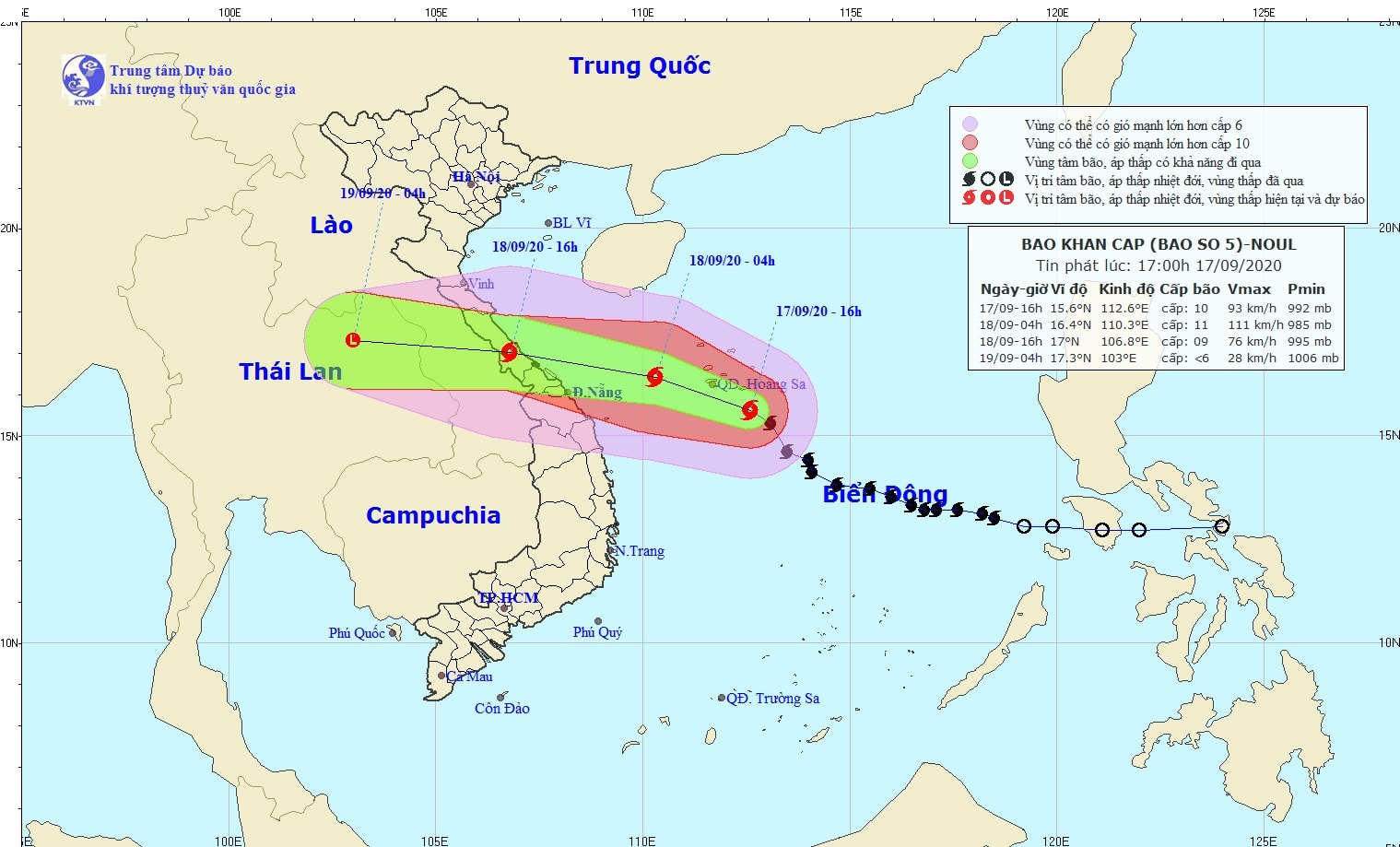 Bão số 5 giảm cấp khi đổ bộ, gây mưa lớn ở Trung Bộ