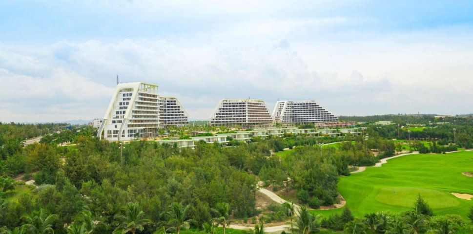 Tập đoàn FLC chuẩn bị khánh thành khách sạn lớn nhất Việt Nam tại Quy Nhơn 