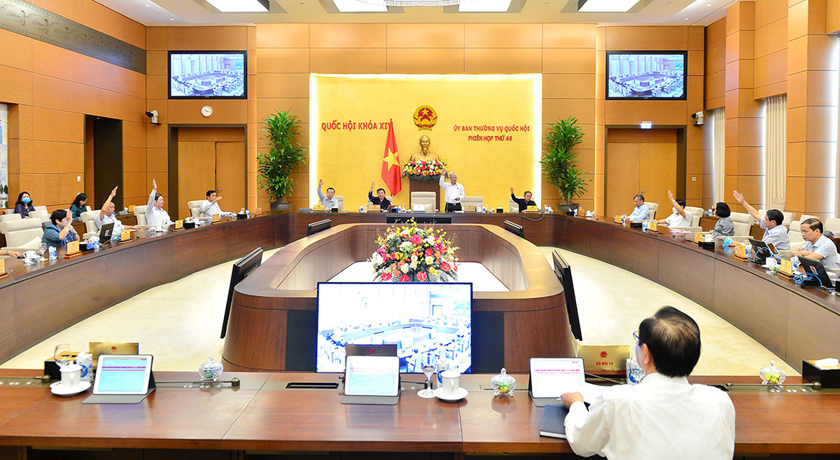Thông qua Nghị quyết thành lập thành phố Hồng Ngự, tỉnh Đồng Tháp