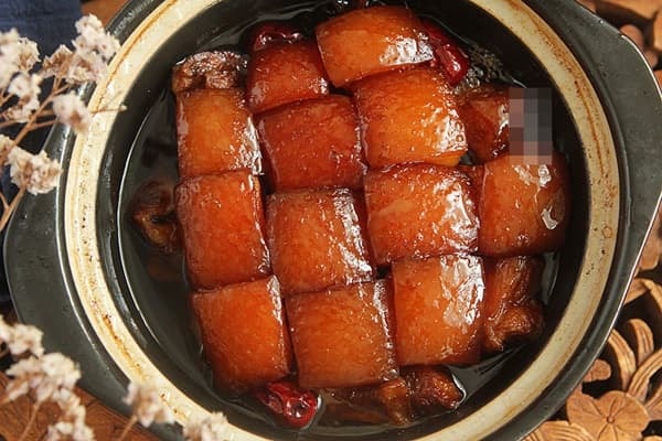 Đầu bếp tiết lộ bí quyết làm món thịt heo kho tộ với mẹo '3 không' cực đơn giản và ngon miệng 0