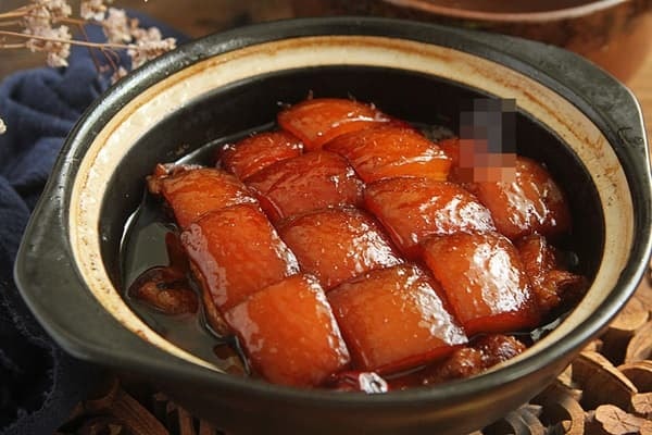 Đầu bếp tiết lộ bí quyết làm món thịt heo kho tộ với mẹo '3 không' cực đơn giản và ngon miệng 8