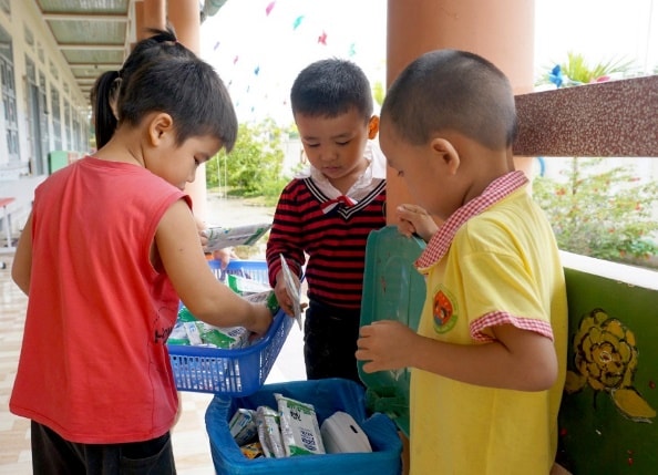 Bình Định: Tích cực triển khai chương trình sữa học đường trong năm học mới