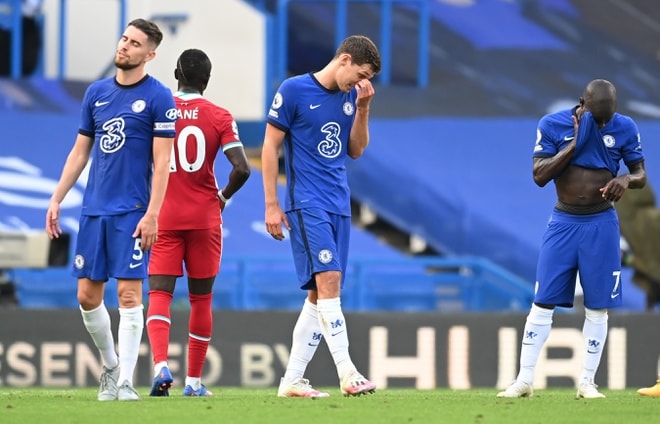 Chelsea thất thủ trước Liverpool trên sân nhà