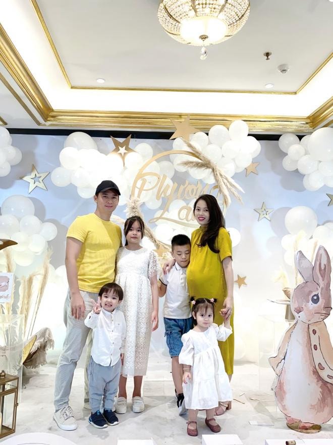 Hằng Túi và Đăng Nguyên 0