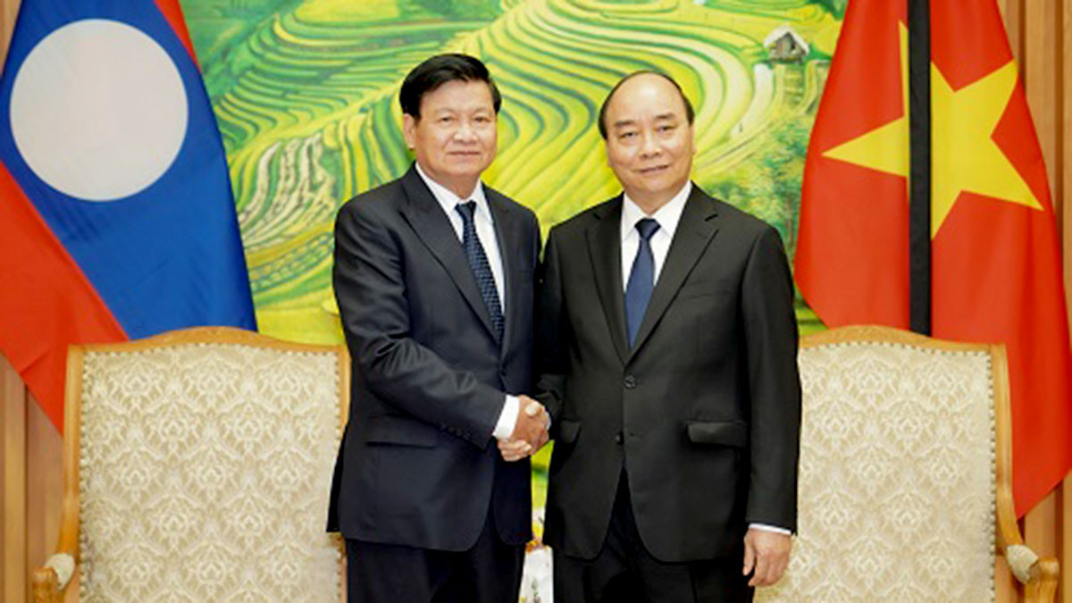 Thủ tướng Lào điện thăm hỏi Việt Nam về hậu quả bão Noul gây ra tại miền Trung