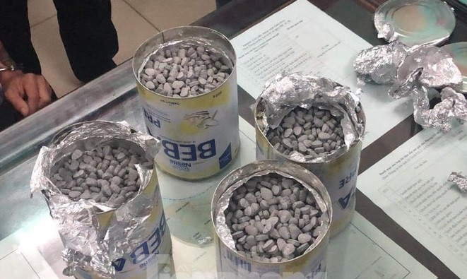 Giấu 20.000 viên thuốc lắc trong hộp sữa bột từ nước ngoài về Nam Định tiêu thụ