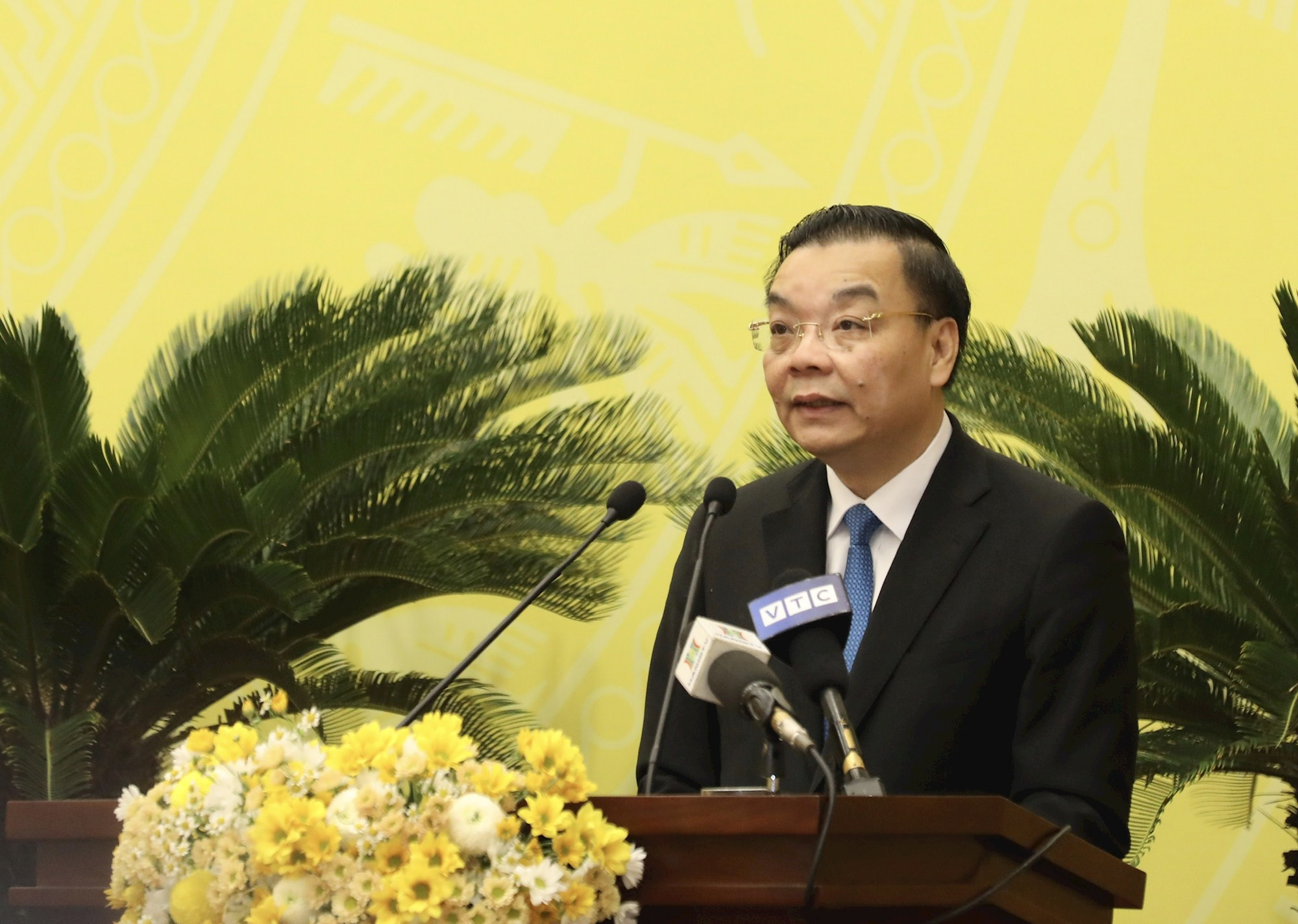 chungocanh-w2000-h1424.jpg
