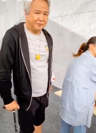 Vợ chồng 'Vi Phi' Trương Đình mua nhà cao hàng chục tầng, Lâm Thụy Dương đích thân chống nạng đến giám sát 0