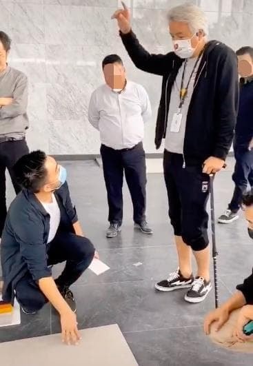 Vợ chồng 'Vi Phi' Trương Đình mua nhà cao hàng chục tầng, Lâm Thụy Dương đích thân chống nạng đến giám sát 2