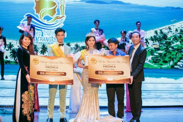 hoa-khoi-vuong-linh-210-2-ngoisaovn-w600-h399 3