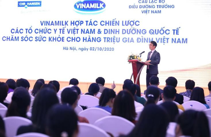Vinamilk đẩy mạnh hợp tác để chăm sóc sức khỏe cho hàng triệu trẻ em và người cao tuổi Việt Nam