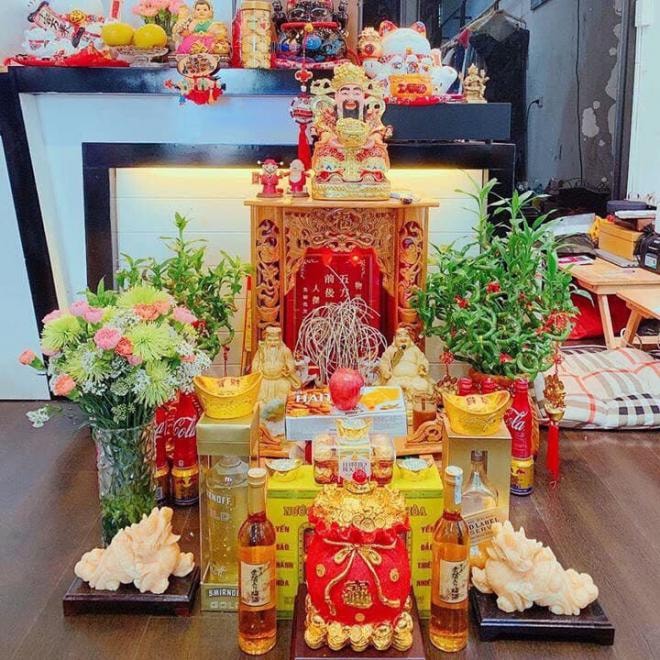 bàn thờ ông địa Thần Tài 0