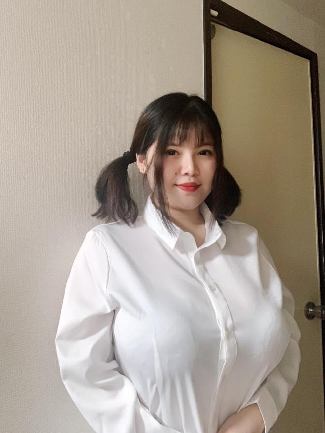 cô nàng ngực khủng ở Hải Dương 4