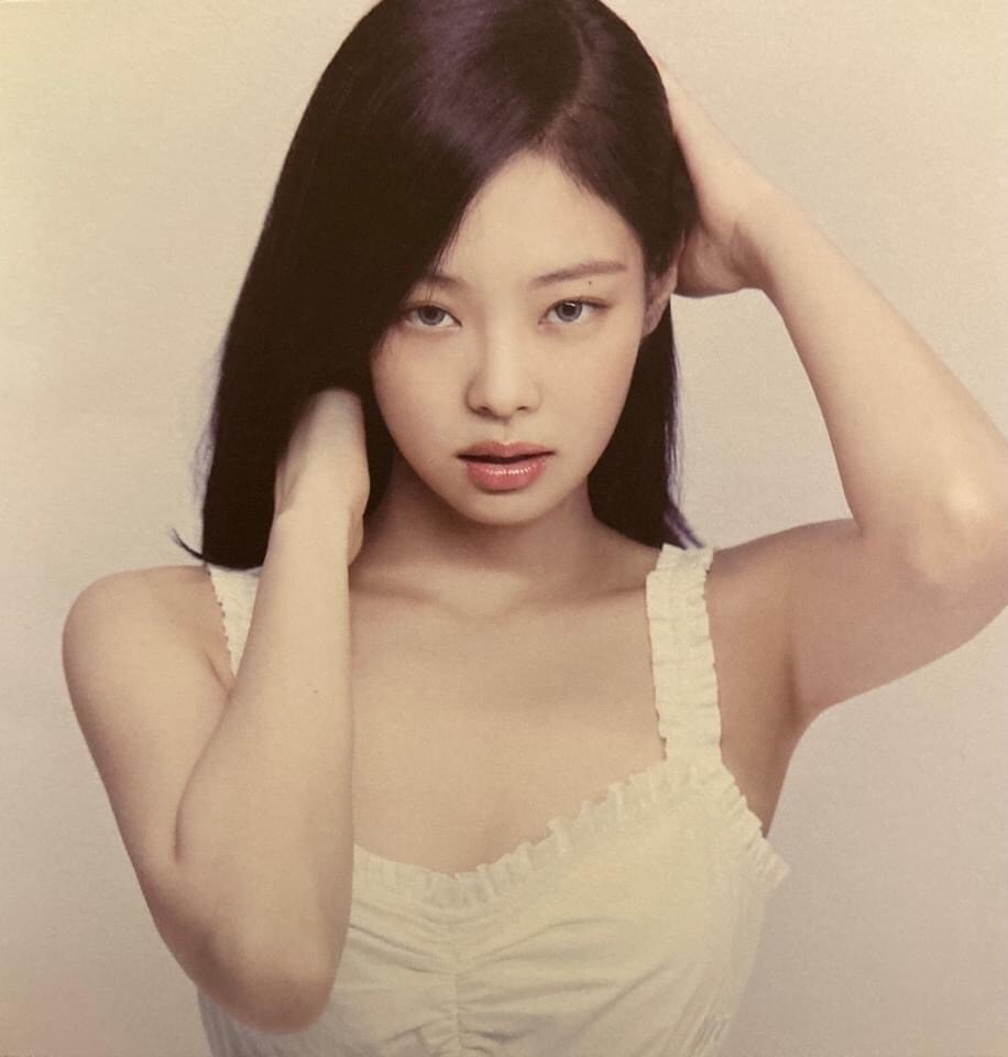 Nhan sắc Jennie trong album mới khiến fan muốn 