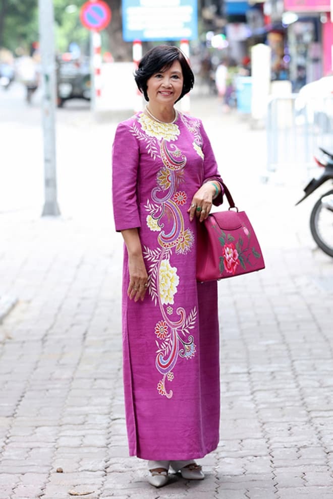 chan-dung-nguoi-vo-tao-khang-it-khi-xuat-hien-cua-nhac-si-tran-tien-3ce-5274185-ngoisaovn-w660-h990 0