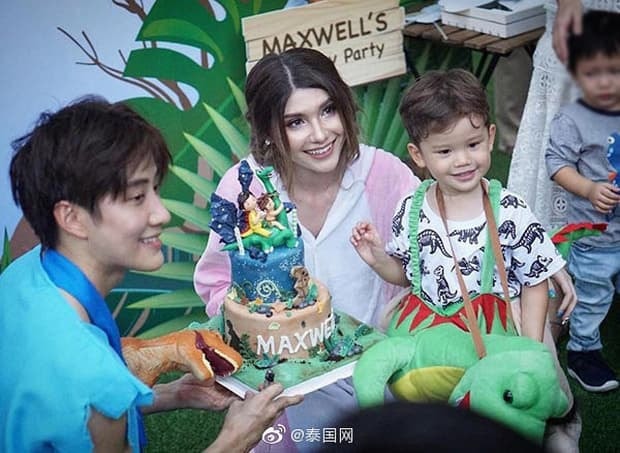 Mike Angelo  rút đơn kiện 0