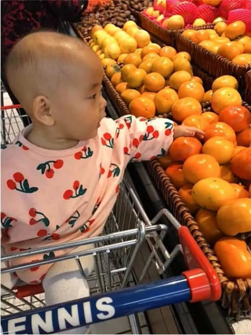 Trẻ đi 1 Trẻ đi 1