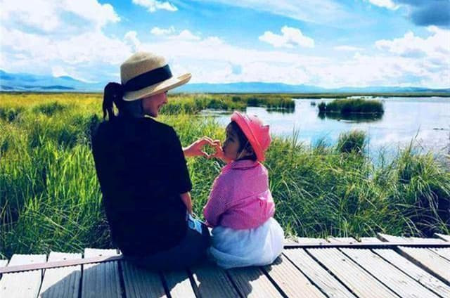 Trẻ đi 4 Trẻ đi 4