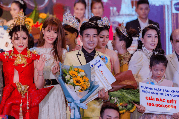 nguyen-vinh-quang-1110-14-ngoisaovn-w599-h400 7 nguyen-vinh-quang-1110-14-ngoisaovn-w599-h400 7
