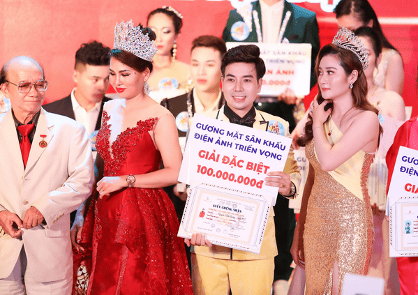 nguyen-vinh-quang-1110-4-ngoisaovn-w599-h423 8 nguyen-vinh-quang-1110-4-ngoisaovn-w599-h423 8