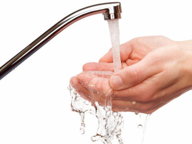 Bộ Tài chính đề xuất giảm giá nước sạch - Ảnh 2.