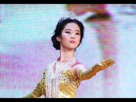 So sánh nhan sắc 7 nữ thần Kim Ưng Lưu Diệc Phi huyền thoại Triệu Lệ Dĩnh xinh đẹp nhưng người này mới gây chú ý nhất 23