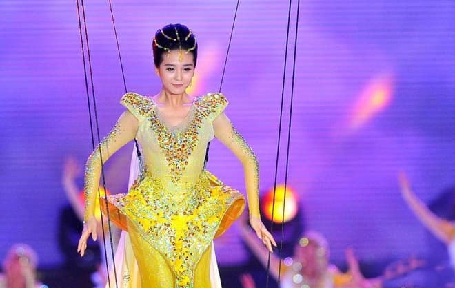 So sánh nhan sắc 7 nữ thần Kim Ưng Lưu Diệc Phi huyền thoại Triệu Lệ Dĩnh xinh đẹp nhưng người này mới gây chú ý nhất 10