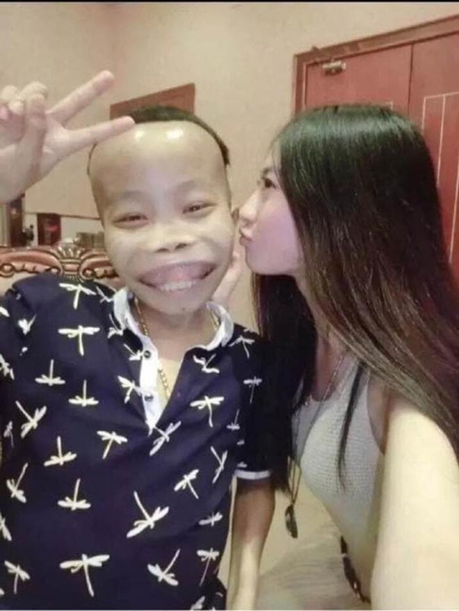 Cô gái quen bạn trai xấu nhất quả đất giờ ra sao 5