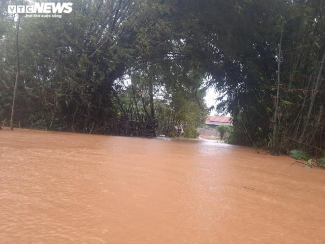 Mưa trắng trời, Quảng Trị - Huế tái gặp lụt lịch sử sau vài ngày nước rút - 5
