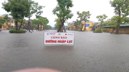Hà Tĩnh: Đảm bảo an toàn tính mạng của người dân trước mưa lũ phức tạp
