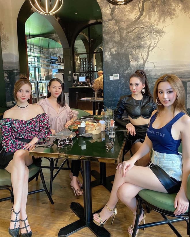 sinh nhật Emily  2