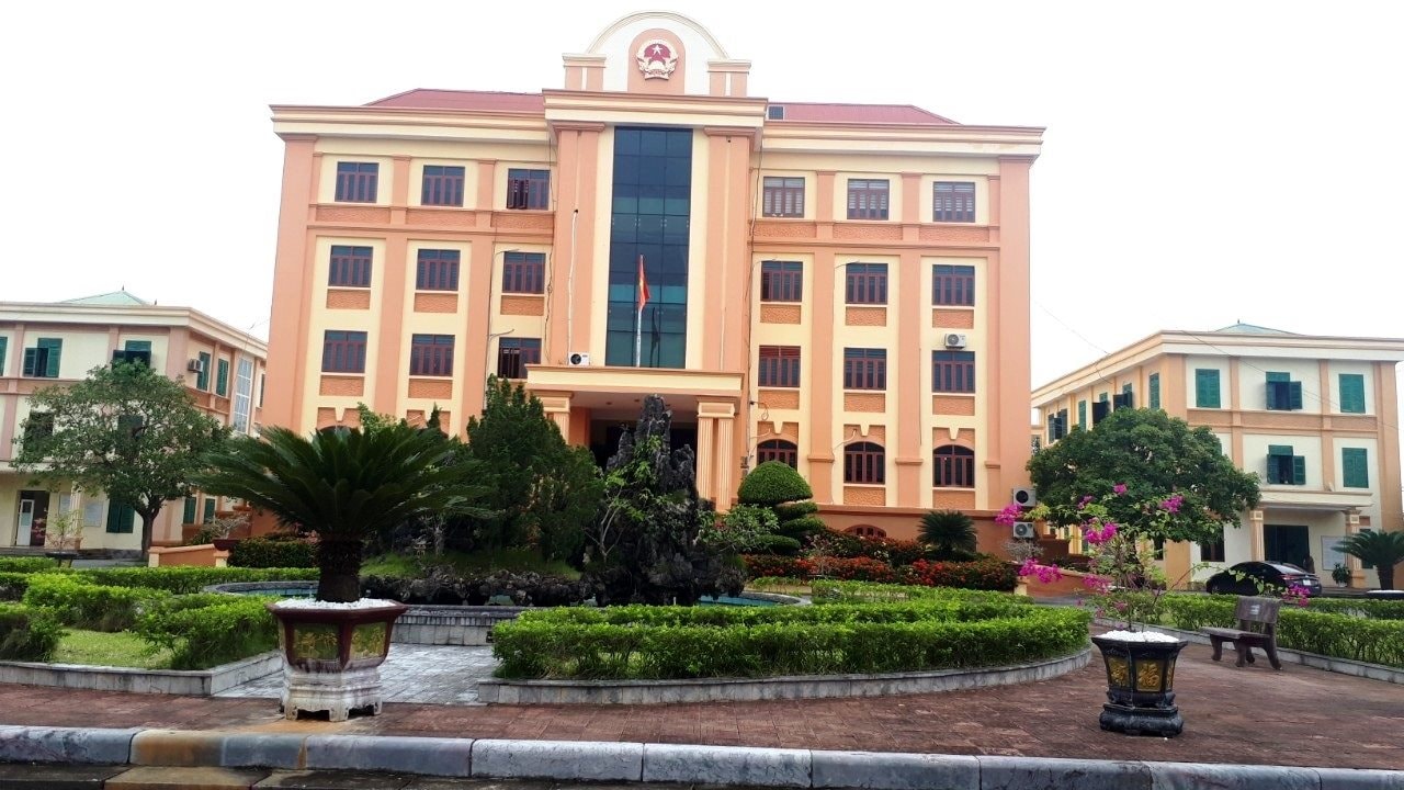 anh-3-kem-bai-cong-ty-quyet-cuong-loi-dung-tram-cap-xang-dau-noi-bo-de-kinh-doanh-trai-phep.jpg