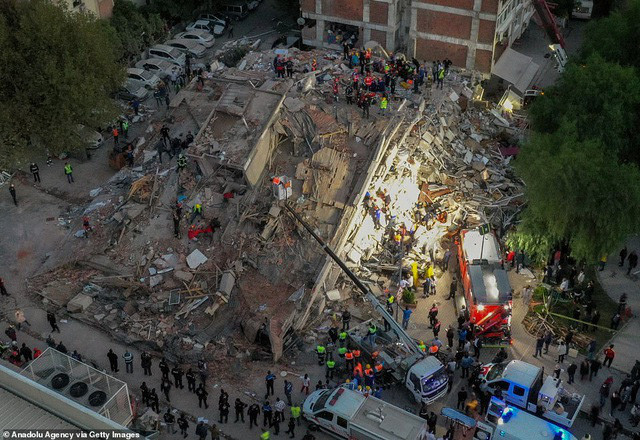 Động đất rung chuyển Thổ Nhĩ Kỳ và Hy Lạp, đã có 20 người thiệt mạng - Ảnh 3.
