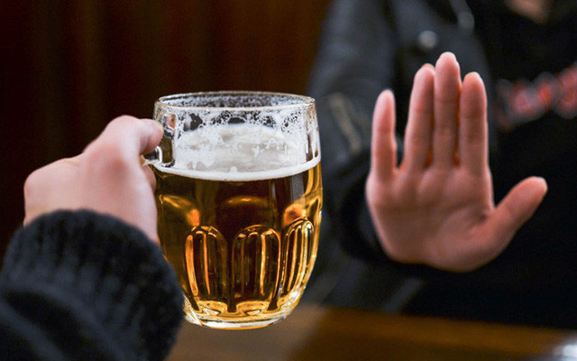 Từ 15/11, ép buộc người khác uống rượu bia bị phạt đến 3 triệu đồng - Ảnh 3.