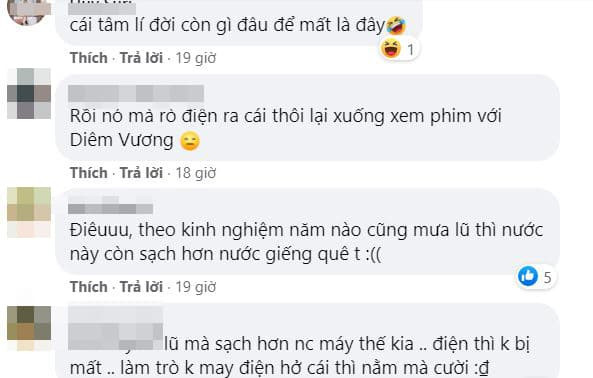 nằm giữa dòng nước lũ 6