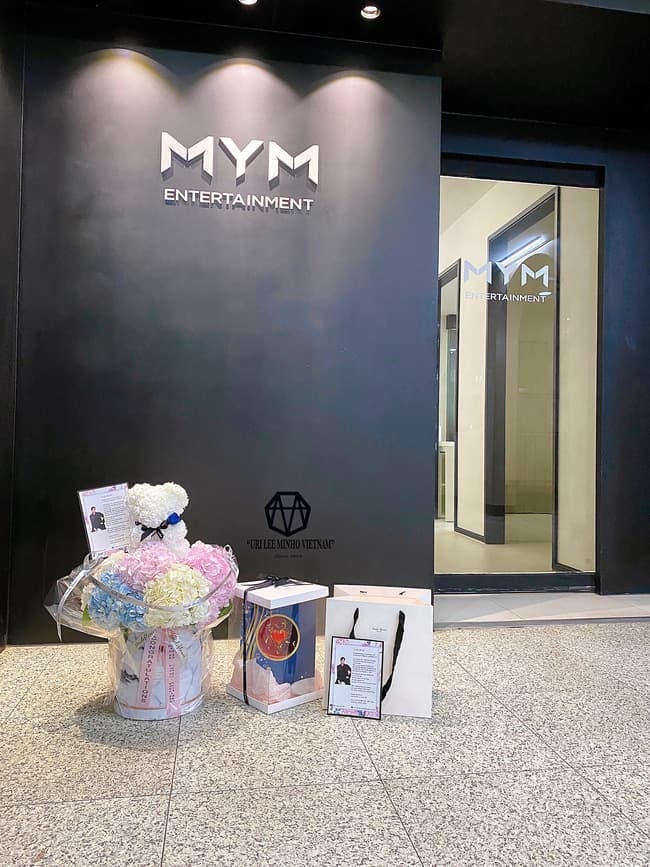 fan tặng quà Lee Min Ho  1
