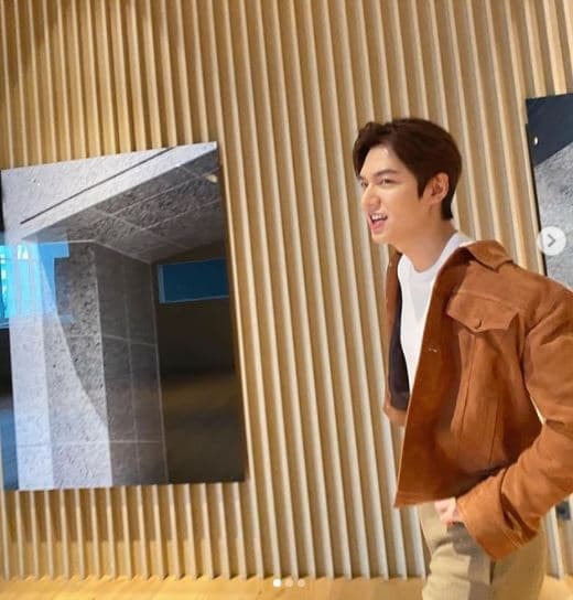 fan tặng quà Lee Min Ho  0