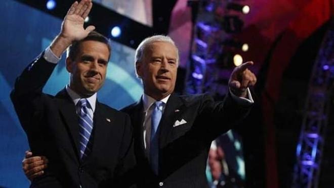 Ảnh thời 25 tuổi soái ca của Biden sốt trở lại cư dân mạng bảo bầu ngay thôi nghĩ ngợi gì 0