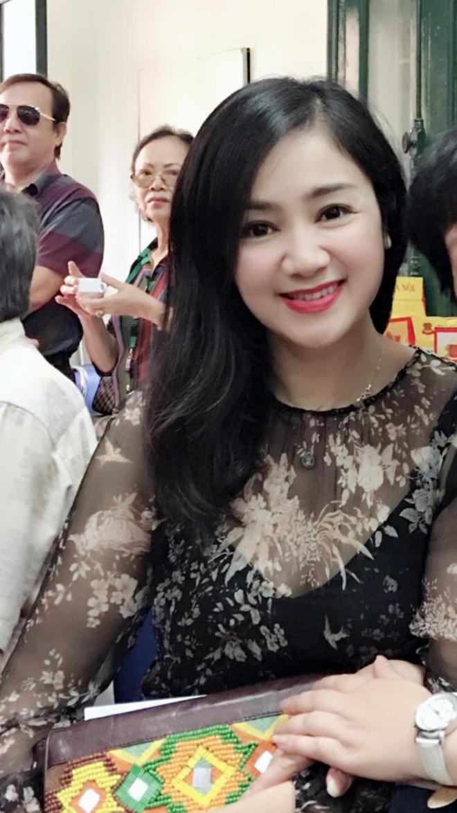 nhan sắc NSND Thu Hà 0
