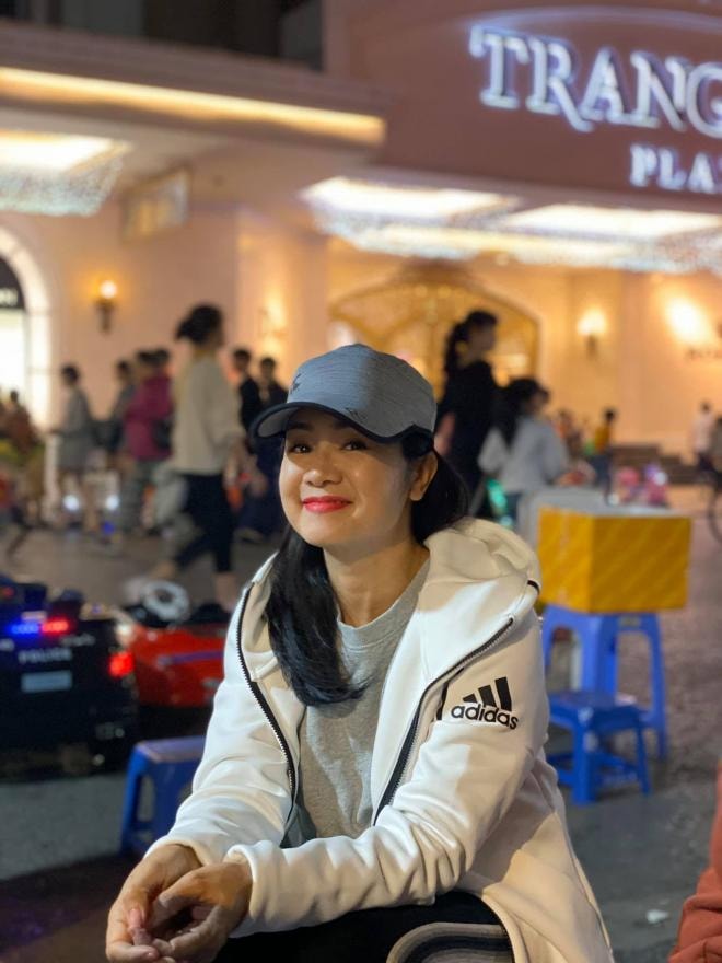 nhan sắc NSND Thu Hà 4
