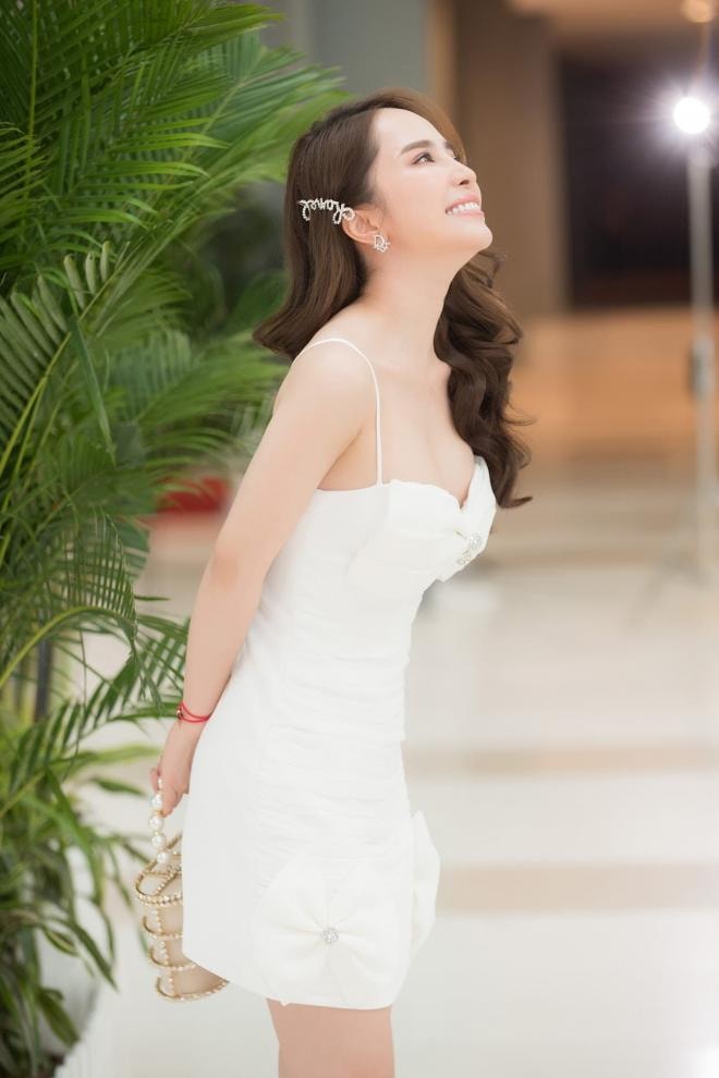 Diễn viên Quỳnh Nga tiết lộ bí quyết hà khắc để giữ cân và dáng 3