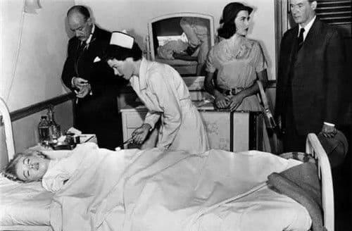 Marilyn Monroe qua đời với tư thế lạ, 44 năm sau cảnh sát mới dám công bố nguyên nhân cái chết 0
