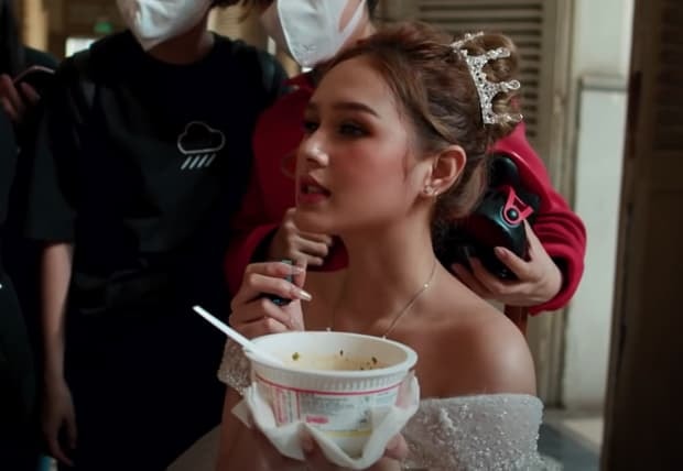 ảnh cưới Xoài Non 2