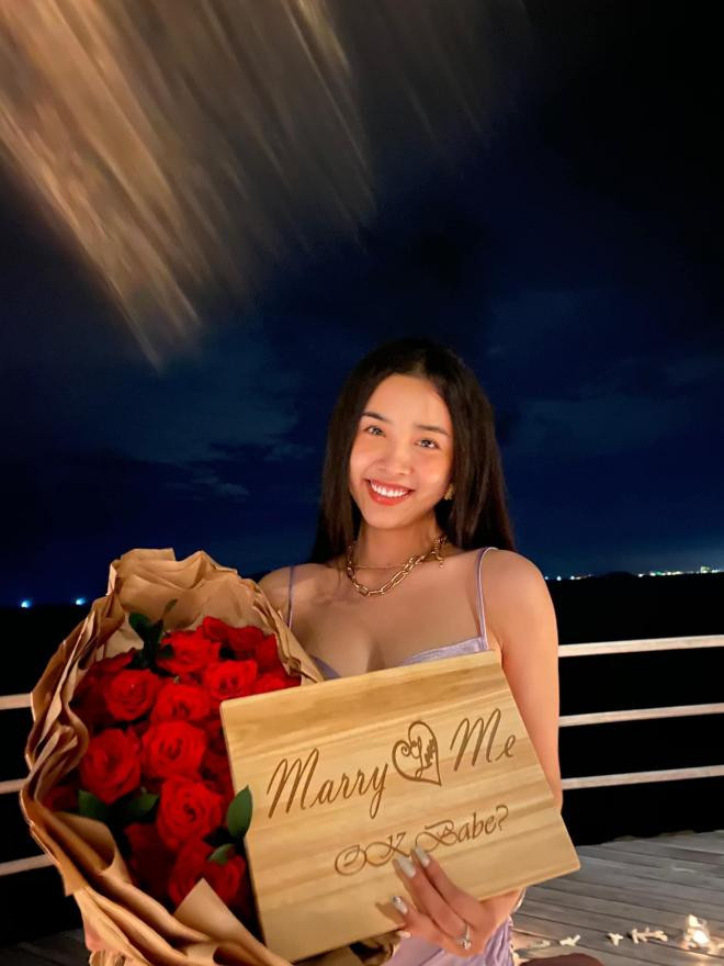 Thúy An được cầu hôn 2