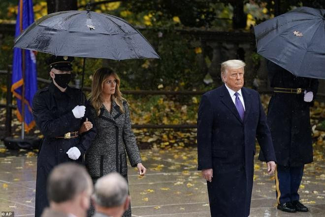 Bà Melania có thể nhận 50 triệu đô la nếu ly hôn ông Trump 2