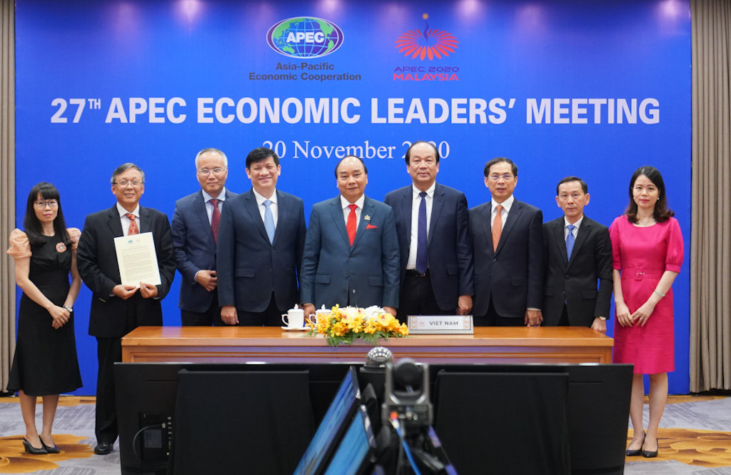 phai-doan-vn-du-hoi-nghi-apec-w1024-h665.jpg