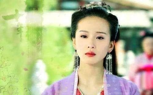 Các nữ diễn viên mặc đồ cổ trang và đeo trang sức tua rua, Dương Mịch dịu dàng, Triệu Lệ Dĩnh tinh nghịch, Đồng Lệ Á đẹp đến nghẹt thở 4