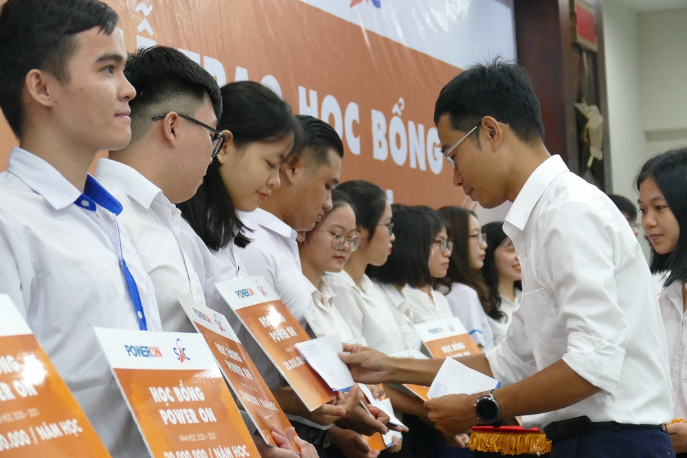 p1440191-w1000-h666.JPG