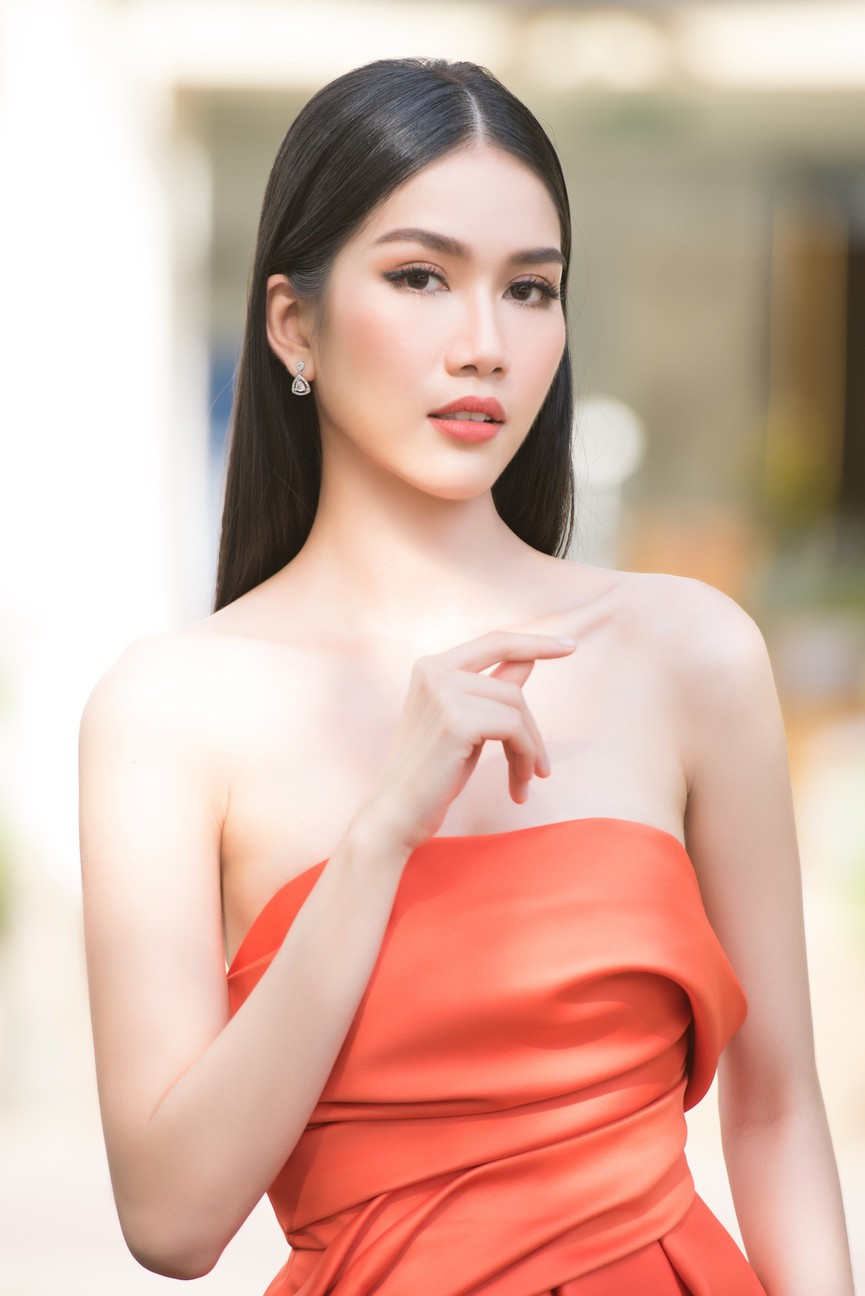 Gu thời trang ngày càng 'thăng hạng' của Top 3 Hoa hậu Việt Nam 2020 sau đăng quang  - ảnh 9